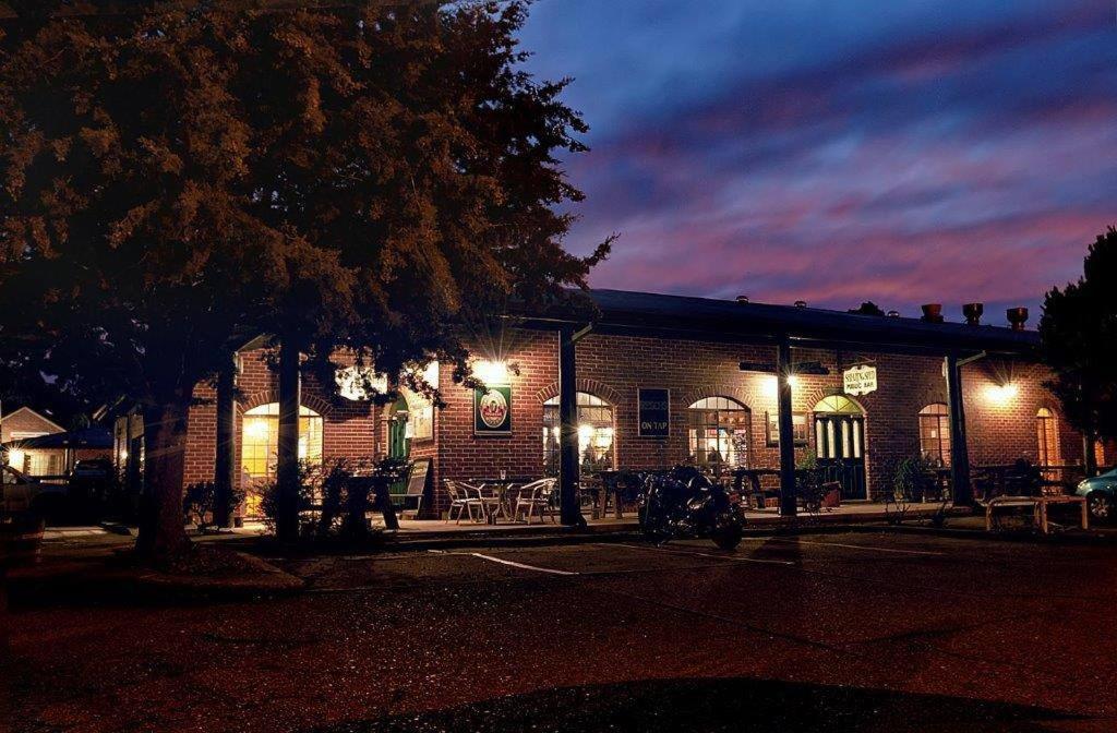Murrumbateman Country Inn エクステリア 写真